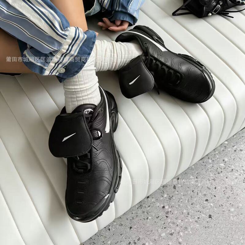 Original Nike Air Max Plus Cushioning Running Shoes for Men and Women, Versatile Casual Sports Shoes Original Nike Air Max Plus Cushioning Running Shoes for Men and Women, Versatile Casual Sports Shoes