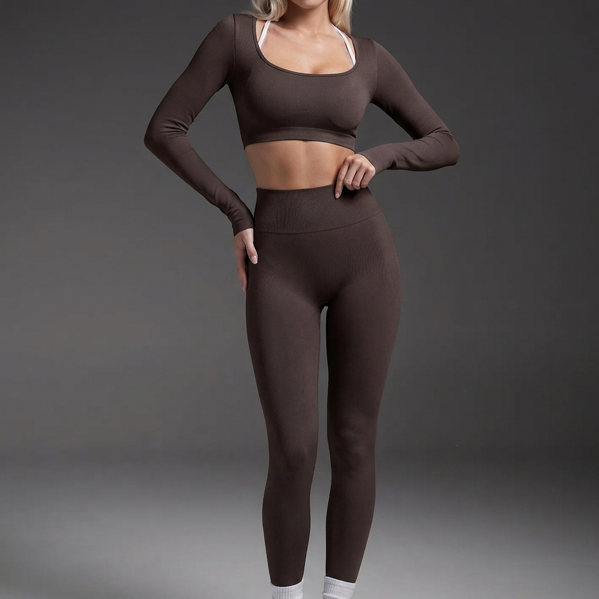 Sujetadores deportivos al aire libre sin costura transfronterizos en Europa y los Estados unidos, pantalones cortos de manga larga al aire libre, ropa de fitness de secado rápido, traje de yoga