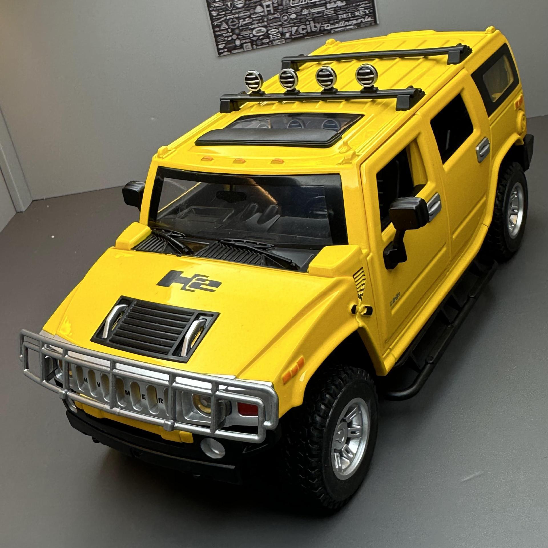 Modelo de coche de aleación Mamba negro 1:24 Hummer H2 alargado vehículo todoterreno sonido y luz Tire hacia atrás juguete coche música modelo adornos