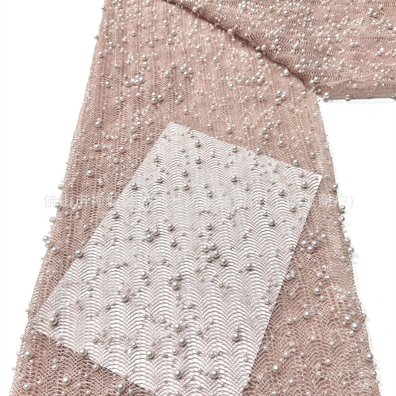 Inventario de tela de malla de cuentas de clavos pesados tamaño de perla ondulado bordado vestido de boda vestido de noche cheongsam tela