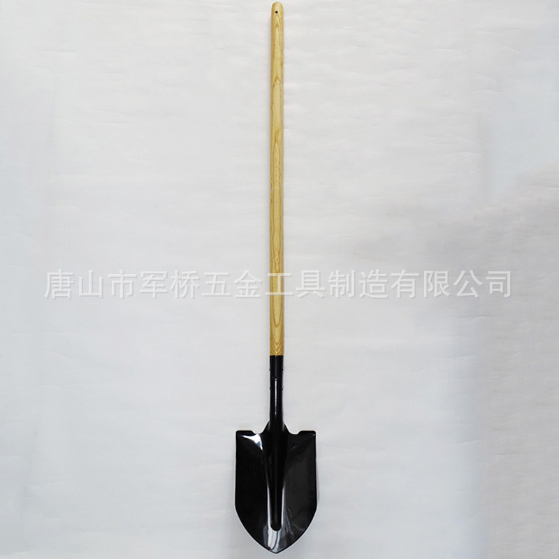 工厂批发中东市场铁锹木柄锰钢尖头铁锹农用铲子