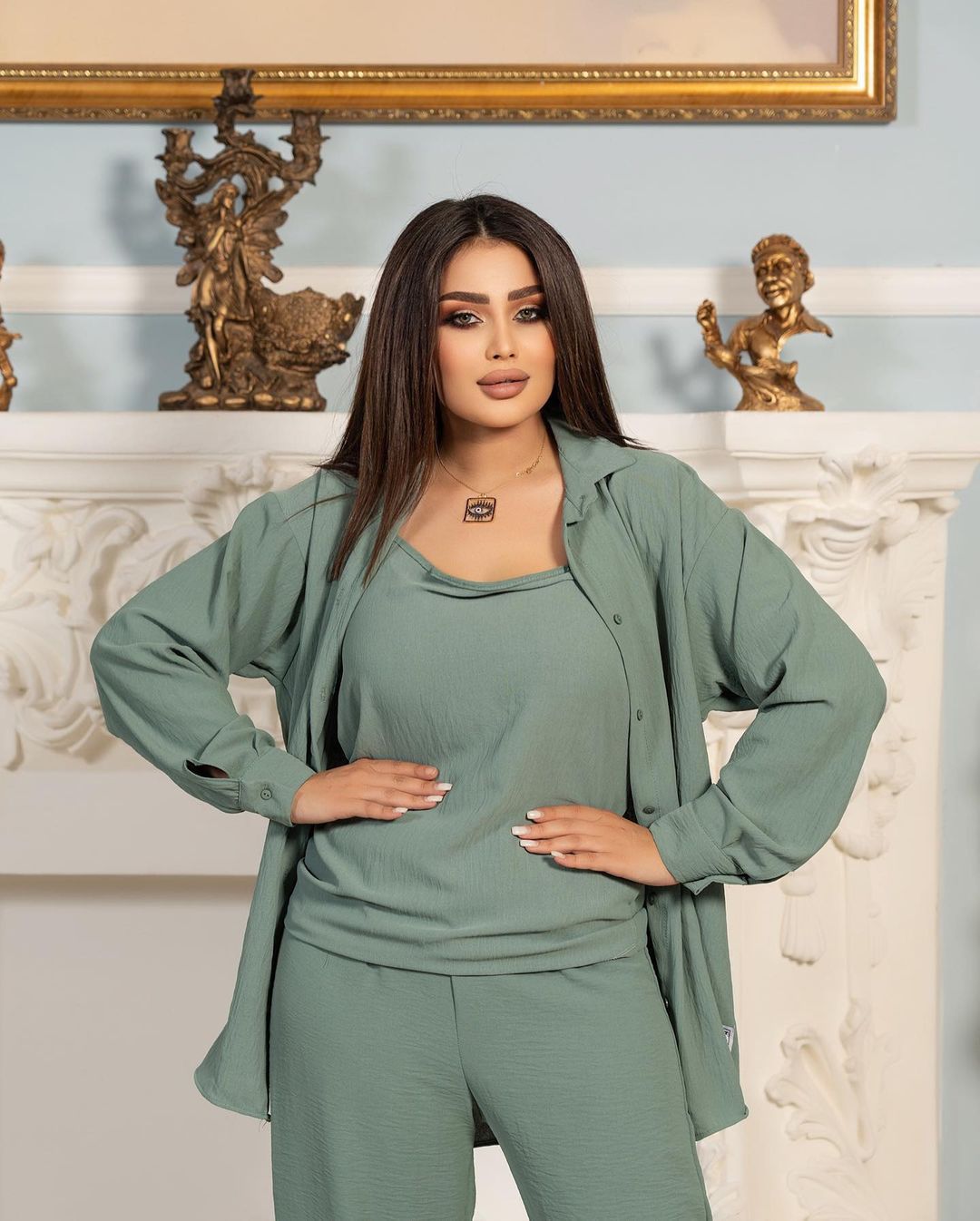 GraceChic Dreiteiliges Set, sofort lieferbar, Naher Osten, Grenzüberschreitend, Arabisch, Herbst 2024, Neue Mode, Ärmelhemd, Weste, Lange Hose_voghion.com