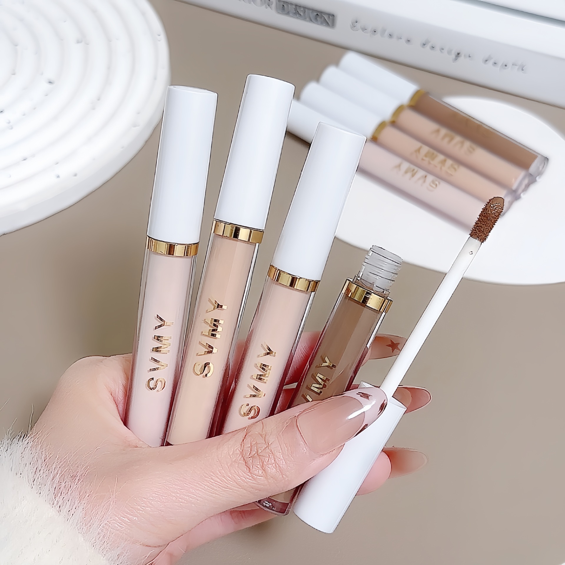 SVMY修容遮瑕液水泥阴影修容液体哑光高光棒俏鼻侧影修容液1062