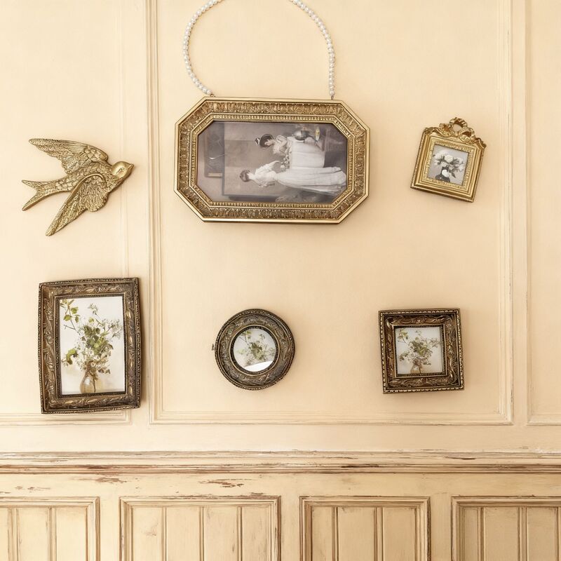 French Classical Carved Antique-Style Suitable for Family Photo Decoration Picture Frame Hanging Painting Living Room High-End Frame Retro