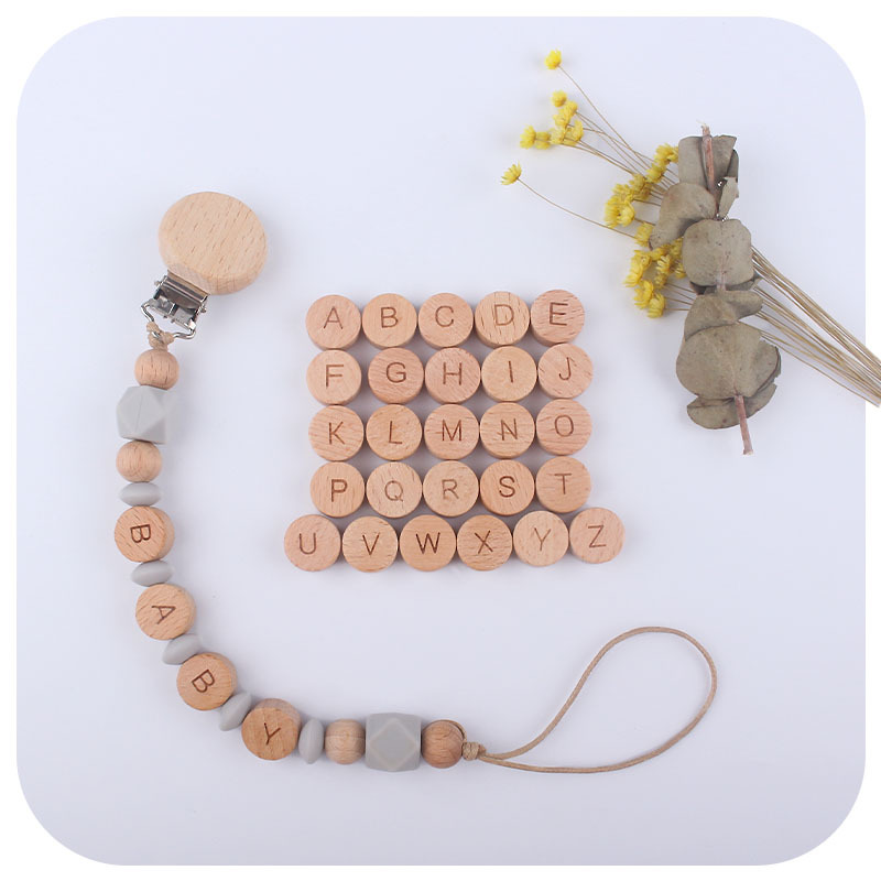 15mm redondo 26 letras inglesas haya joyería tesoro nombre palabra DIY chupete cadena mordedor pulsera DIY Accesorios