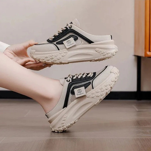 2025 Pair of Thick Sole Height Increasing White Slip-On Flat Shoes for Pregnant Women, Half Slides with Head Cover, Women's Summer Outwear Fashion