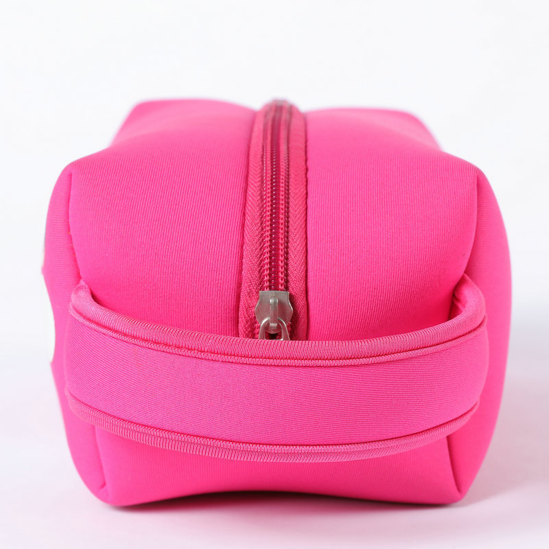 ���Ƹ���Ǳˮ�ϻ�ױ���ǹ�ɫǱˮ��ױ�����ɰ�����ֵ��ױ��