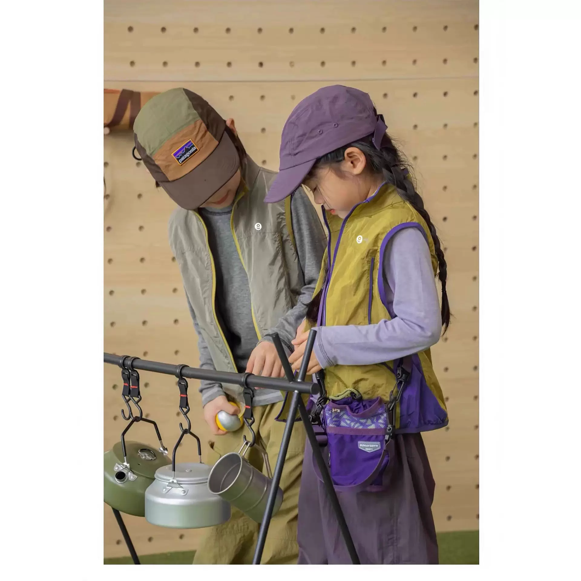 童装潮酷户外山系风穿搭鹏马甲外套+打底衫+工装裤男女童三件套装