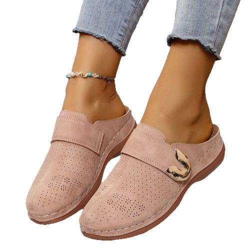 Cross-border wholesale plus-size slippers for women, 2024 summer new style, European and American-style closed-toe metal-cutout women's shoes, size 43, on Wish.