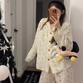 奶白底彩糖碎印翻领婴儿棉纱睡衣 肌理感面料软糯居家两件套