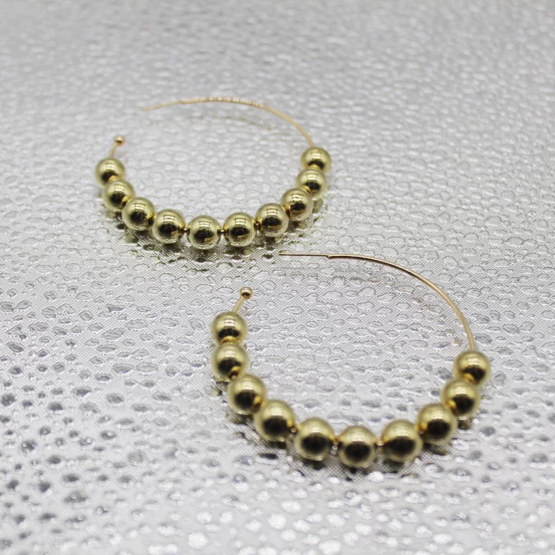 Universal earrings from pearl