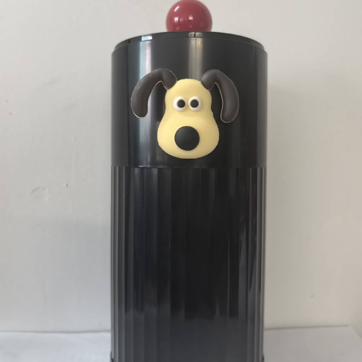 Lifting makeup brush holder black + dog sticker
