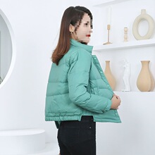 年新款防寒轻薄羽绒服女短款立领时尚个性复古文艺小个子冬装