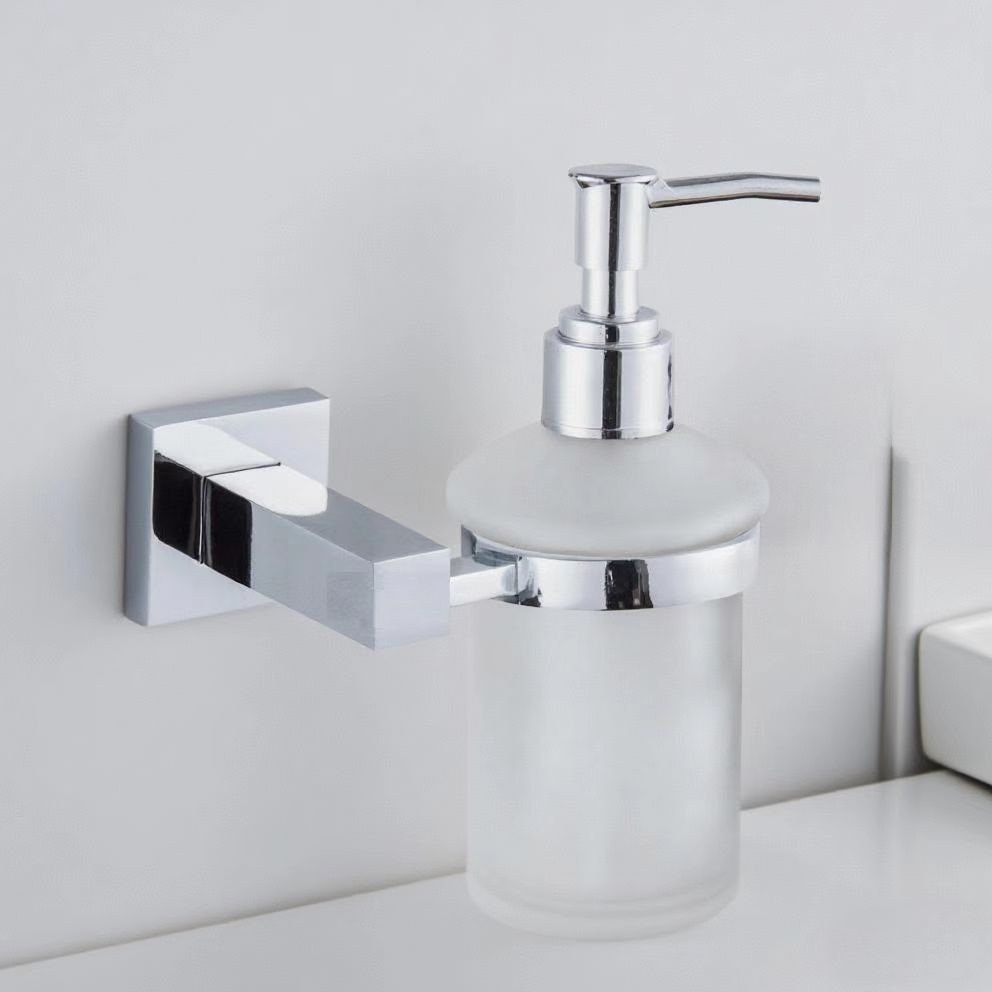 Fabricante de limpieza al por mayor baño cromado seis piezas conjunto de perforación de baño colgante de baño