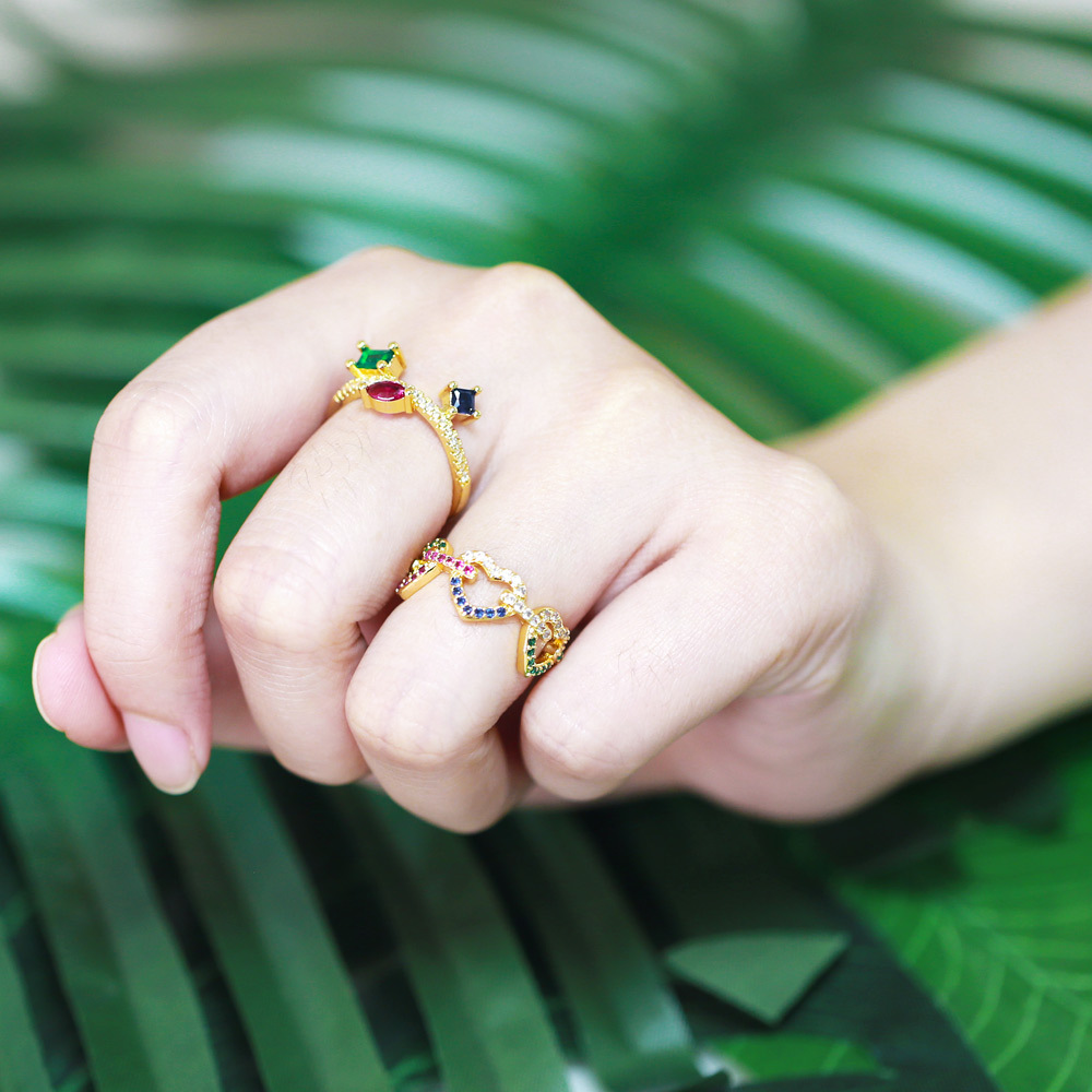 Color zircon hollow heart-shaped fashion ring copper