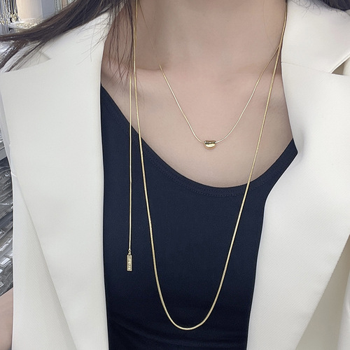 Minimalist Long Snake Bone Chain with Layered Design, Light Luxury Freshwater Pearl Necklace, High-End Women's Sweater Chain, Wholesale