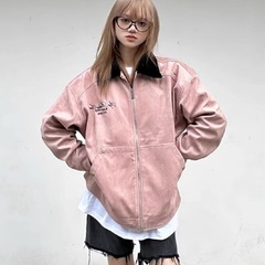 アメリカのレトロなスエードのジャケットの女性の春と秋のゆるいデザイン感のある野球服の上着