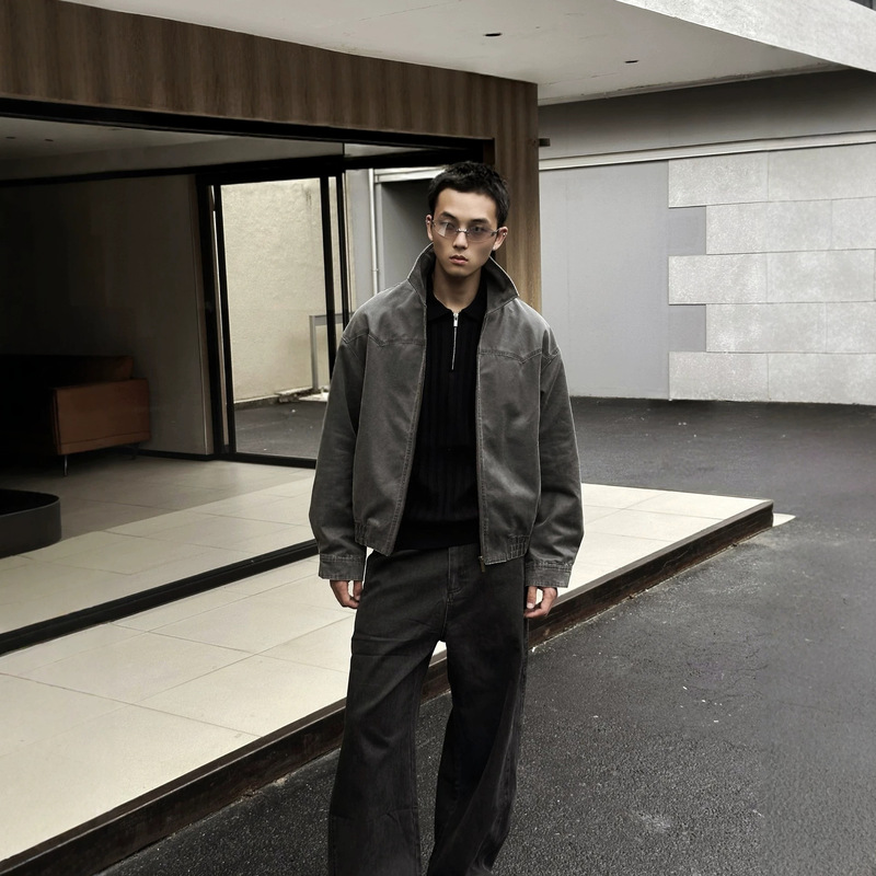 Focusstorm men's short PU leather jacket with a stand-up collar, perfect for autumn, featuring a sophisticated and lightweight design, a touch of luxury, and versatile styling Focusstorm men's short PU leather jacket with a stand-up collar, perfect for autumn, featuring a sophisticated and lightweight design, a touch of luxury, and versatile styling