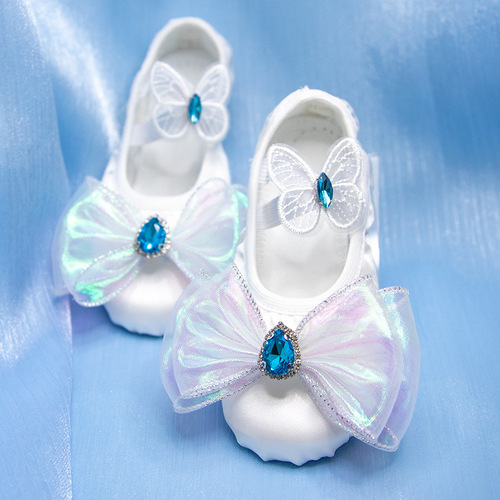 White children's dance shoes, soft-soled practice cat claw shoes, elegant ballet kindergarten performance dance shoes