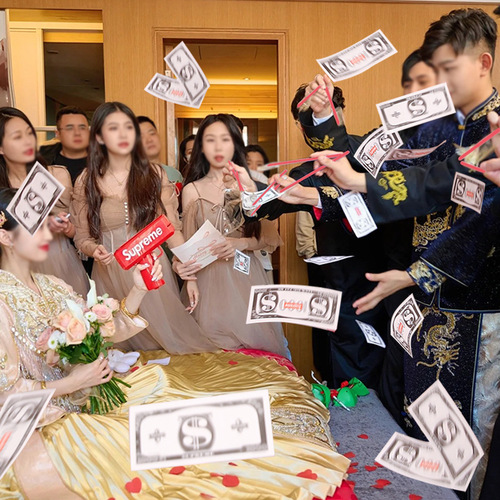 Bridesmaid photo money spray gun wedding reception money gun game wedding props chopsticks money machine door blocking spit machine