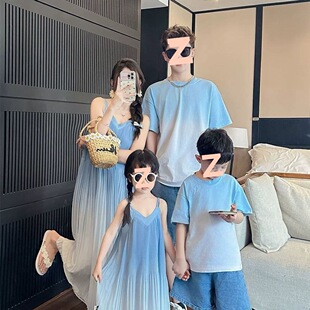 �ļ���߅ĸŮ�¿�һ���H���b�����B��ȹ�д�ͯ�ȼ�ɳ�����ĸ����