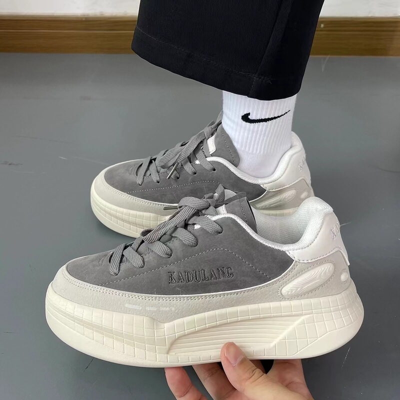 Xiaolangte In-Stock Men's Trendy Dad Shoes with Thick Soles, Height-Increasing Couple's Round Shoes, Student Sports Casual Sneakers Xiaolangte In-Stock Men's Trendy Dad Shoes with Thick Soles, Height-Increasing Couple's Round Shoes, Student Sports Casual Sneakers