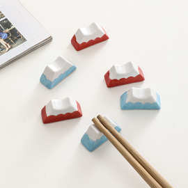 【ZAKKA日式陶瓷招财远山筷子架筷子托摆件