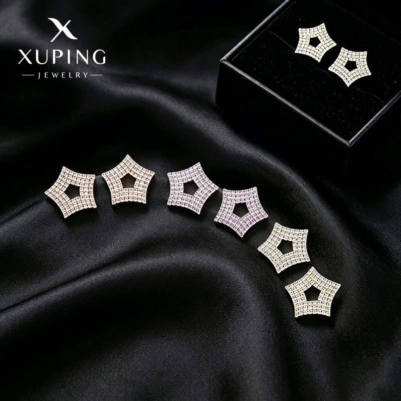 Xuping estilo simple incrustado zircon diario temperamento estrellas nicho diseño ligero de lujo alta sensación de orejas para mujeres