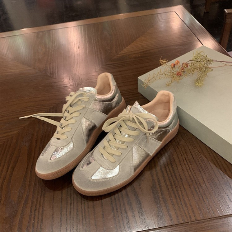 Sheepskin Version Silver-Colored German Training Shoes for Women 2026 New Model Genuine Leather Versatile Flat Casual Sneakers Sports Shoes for Women Sheepskin Version Silver-Colored German Training Shoes for Women 2026 New Model Genuine Leather Versatile Flat Casual Sneakers Sports Shoes for Women