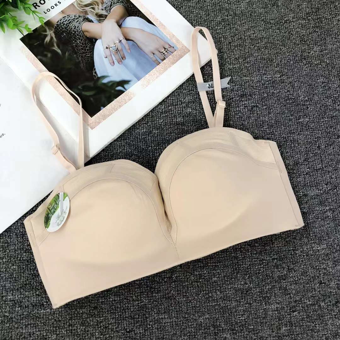 Inventario de productos de cola del sudeste asiático nuevo en línea celebridad en vivo joven lisa reunida ropa interior sin huellas reunida sujetador sujetador