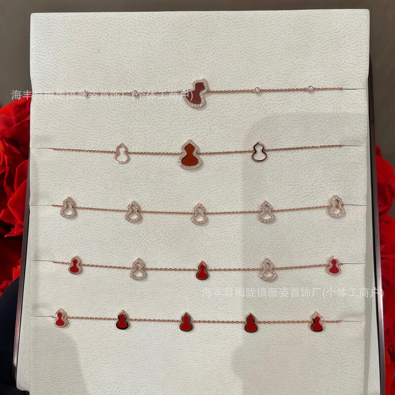 Kirin Gourd White Fritillary Bracelet Women's High Version V Gold Thick Plated Real Gold S925 Sterling Silver Red Agate Diamond Jewelry Kirin Gourd White Fritillary Bracelet Women's High Version V Gold Thick Plated Real Gold S925 Sterling Silver Red Agate Diamond Jewelry
