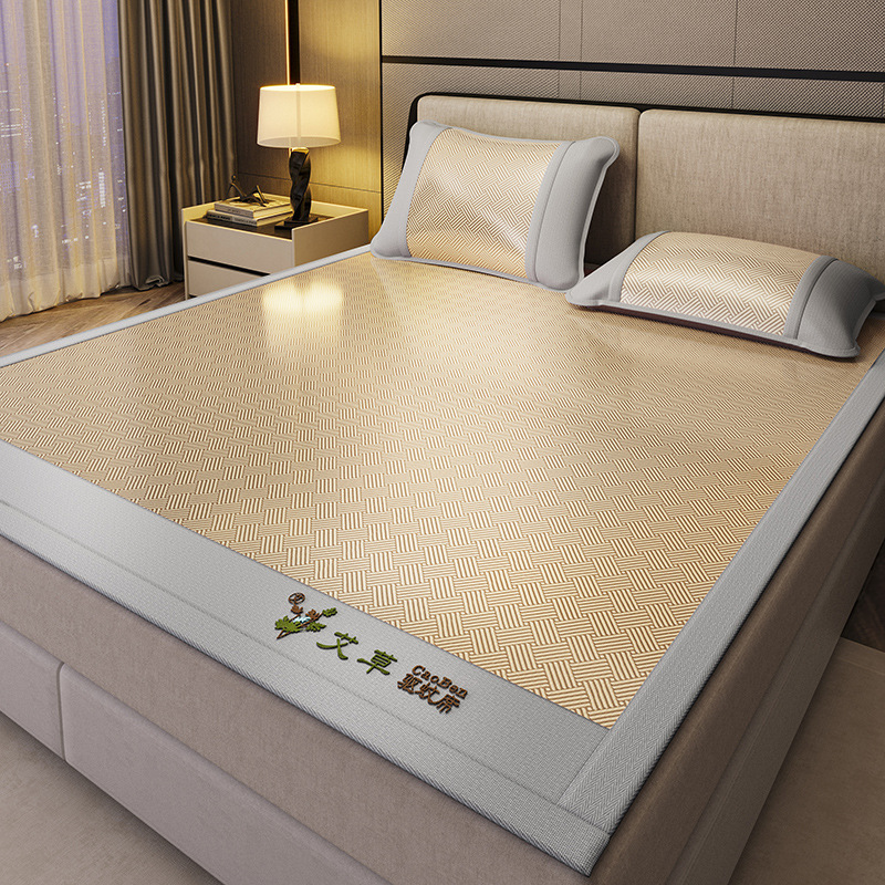 Nueva capa de cama de seda de hielo de verano de clase A 2025 nueva cubierta protectora de colchón todo incluido sábana cubierta de cama de tres piezas