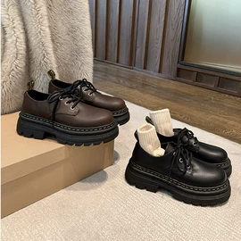 女式皮靴;乐福鞋;女式时装单鞋