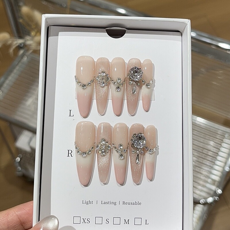 【Sweet Cheese Snow Coconut】Pure Desire Style Cherry Blossom Pink Milky White Gradient French Cat Eye Rhinestone Star Zircon Press-On Nails 【Sweet Cheese Snow Coconut】Pure Desire Style Cherry Blossom Pink Milky White Gradient French Cat Eye Rhinestone Star Zircon Press-On Nails