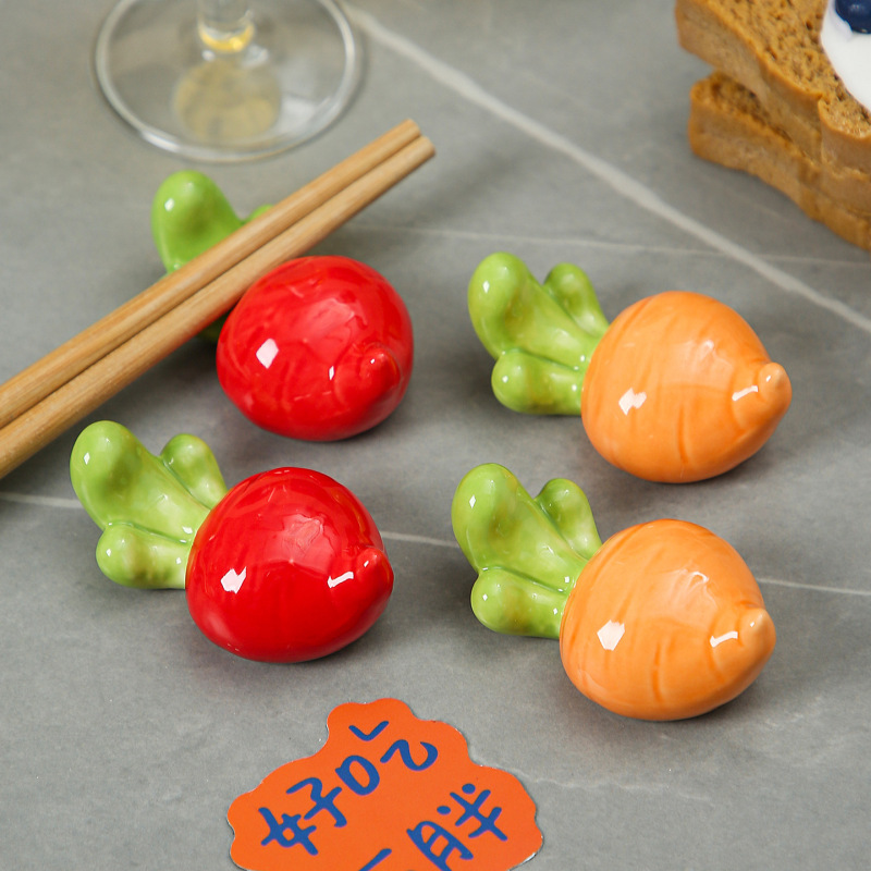 Vegetable and Fruit Chopstick Holders, Japanese-Style Cute Ceramic Carrot Chopstick Rests, Fresh and Bright Tableware Decorations