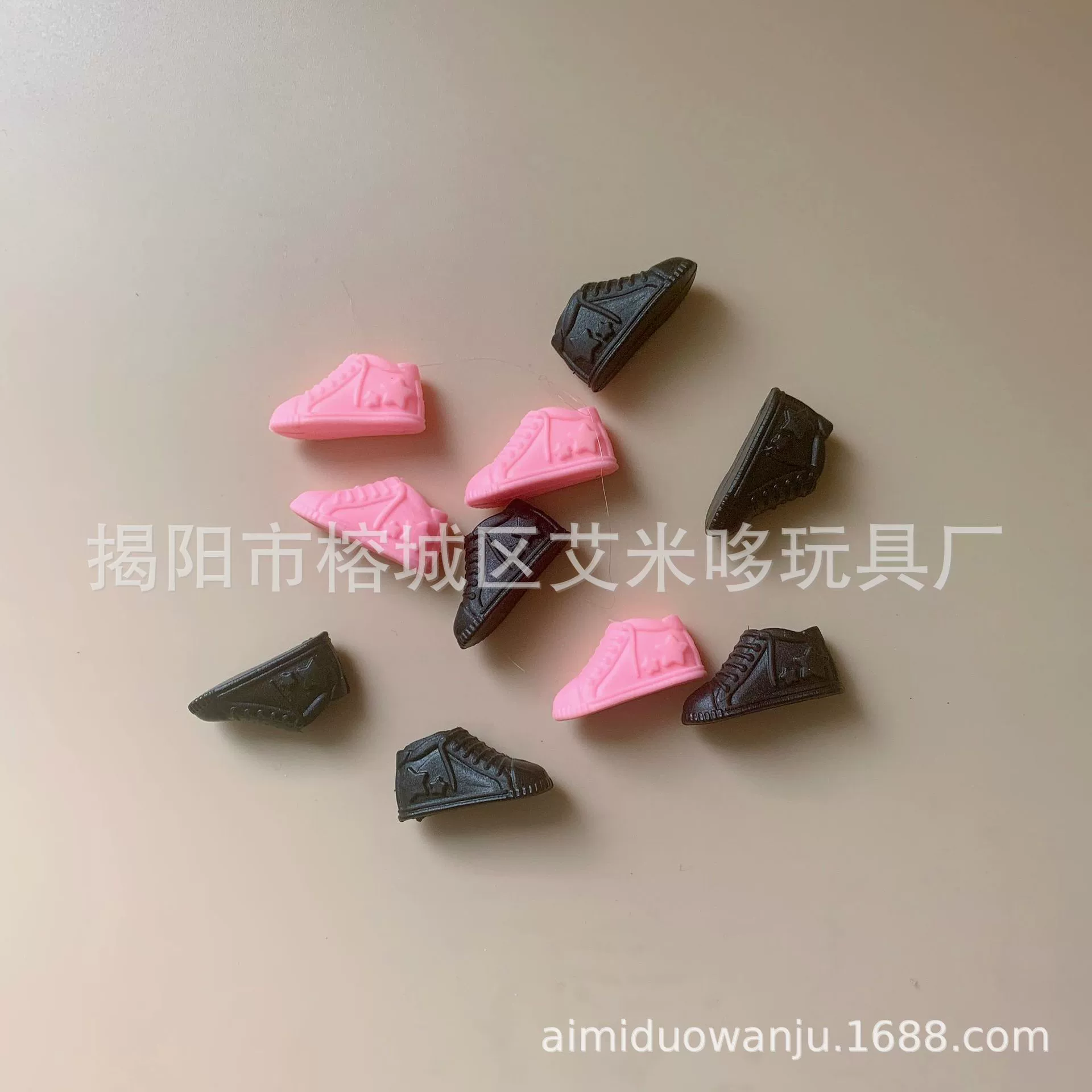 OB11 детская обувь повседневная обувь кроссовки обувь с открытой спиной маленькие тканевые солдаты могут носить оптом с фабрики на складе через границу