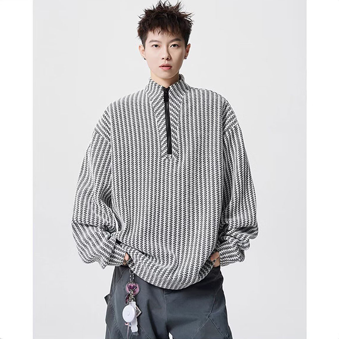 Hueso de pescado estriado semi-cremallera suéter hombre vello suave glutinoso primavera otoño manga larga medio alto cuello marea fábrica transfronteriza al por mayor