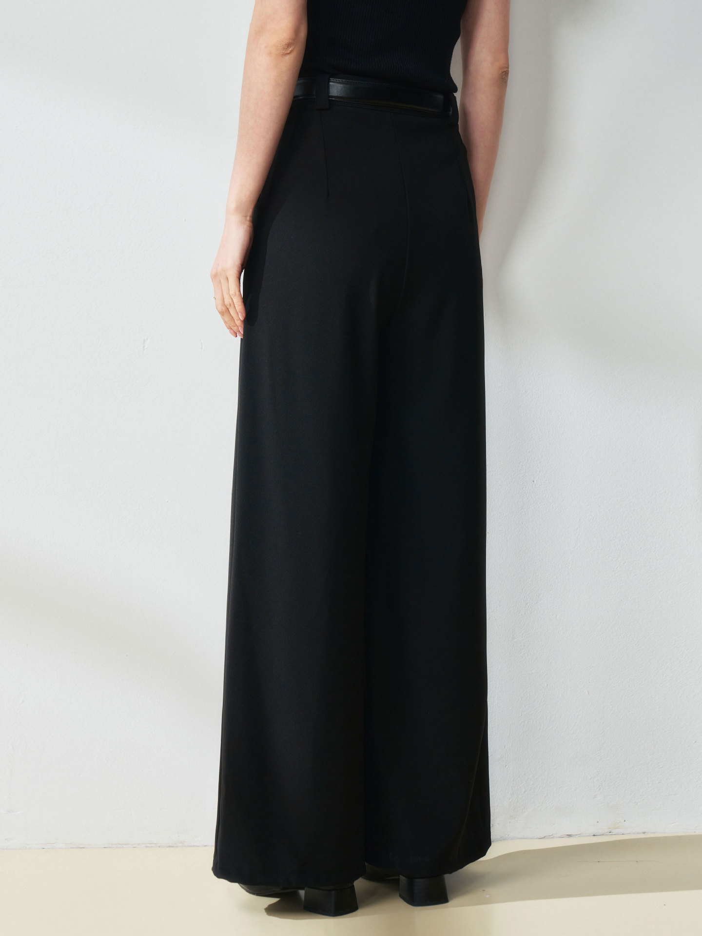 Pantalones para mujeres [el rey de los pantalones de piernas delgadas] plácidos y sueltos para los viajeros, pantalones de trajes de piernas largas para mujeres 25133