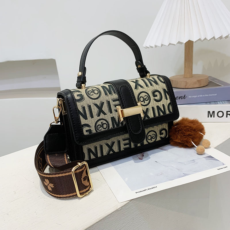 Borse da donna 2023 nuova borsa a tracolla con texture di fascia alta dal design di nicchia classica borsa quadrata piccola borsa a tracolla versatile quotidiana_voghion.com