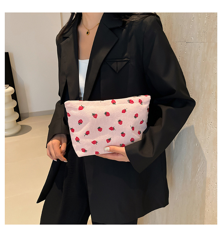 200g Weight Polyester Lining Material Zipper Closure Type / Strap Type Clutch Bag Bags Type Daily, Street, Shopping Occasion Canvas Material Strawberry Pattern All Seasons Season Unisex Gender Cute, Streetwear Style Square Shape Cute Streetwear Strawberry Canvas Square Makeup Bags 10