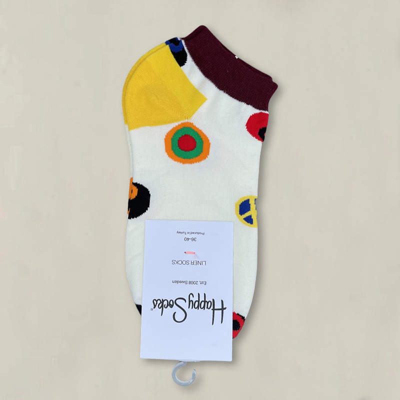 HappySocksハイスキンのショートソックスの漫画の浅い口の低い女性のスウェーデンのファッションのタイプのソックスの春夏のカラー