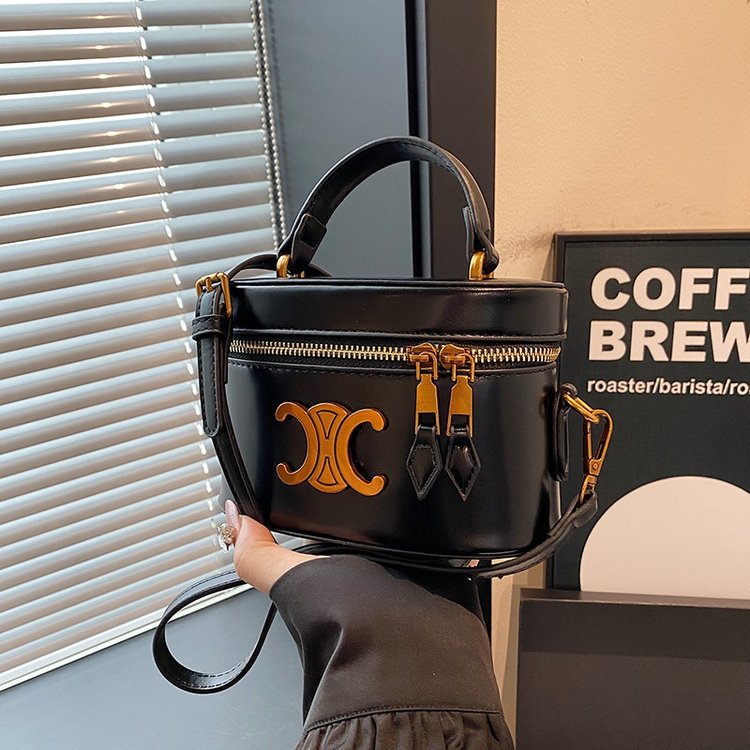 Cada bolso femenino representa tu gusto y calidad