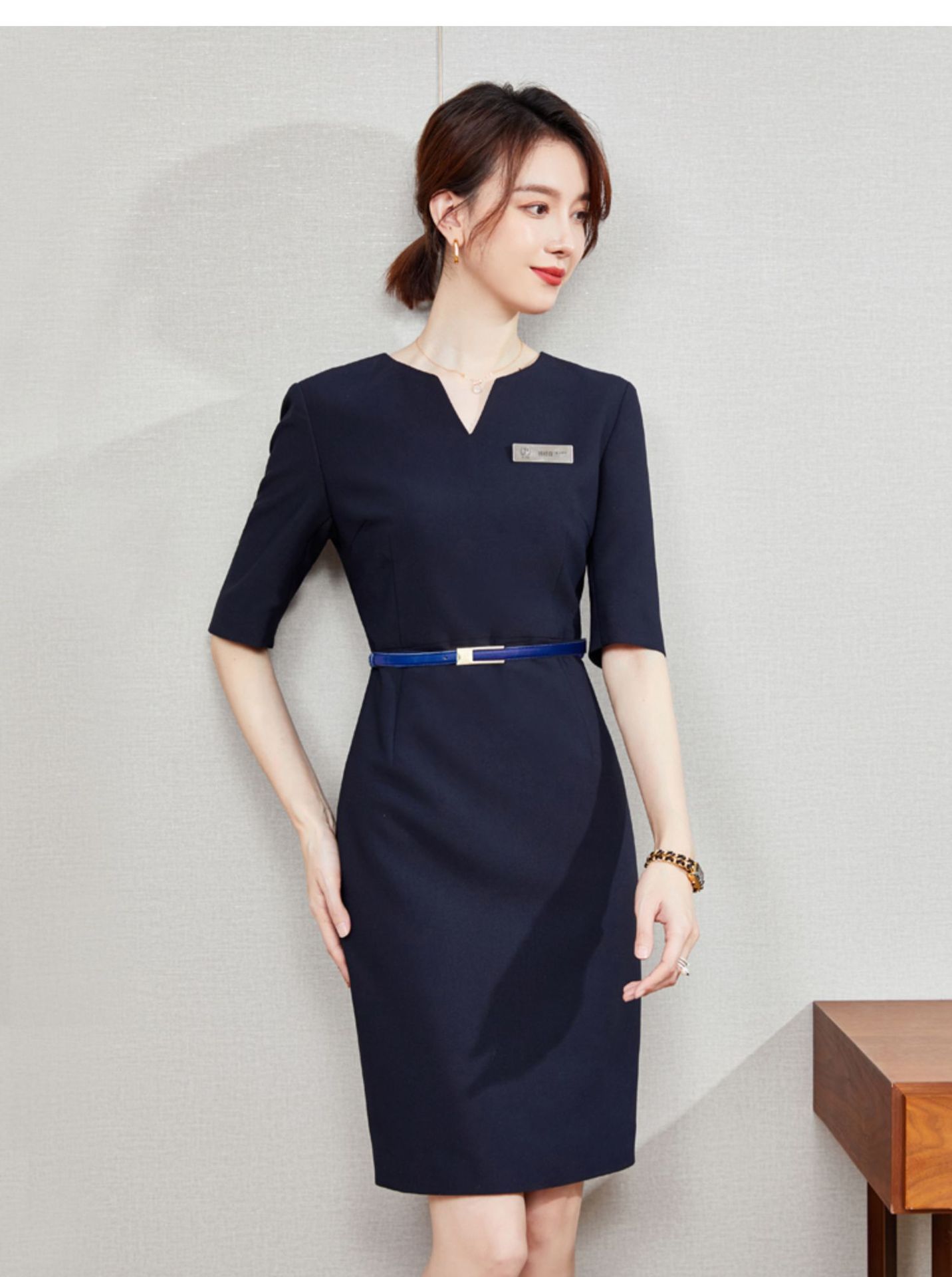 Đầm liền công sở tay ngắn dáng ôm thanh lịch — Màu xám (ngắn tay) chi tiết 9