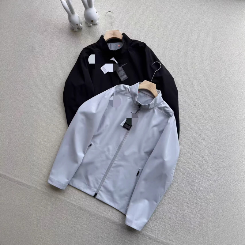 Dst Dijia Golf's New Men's Series Jacket, Product Number Qianjing0088, Contact Customer Service to Place an Order