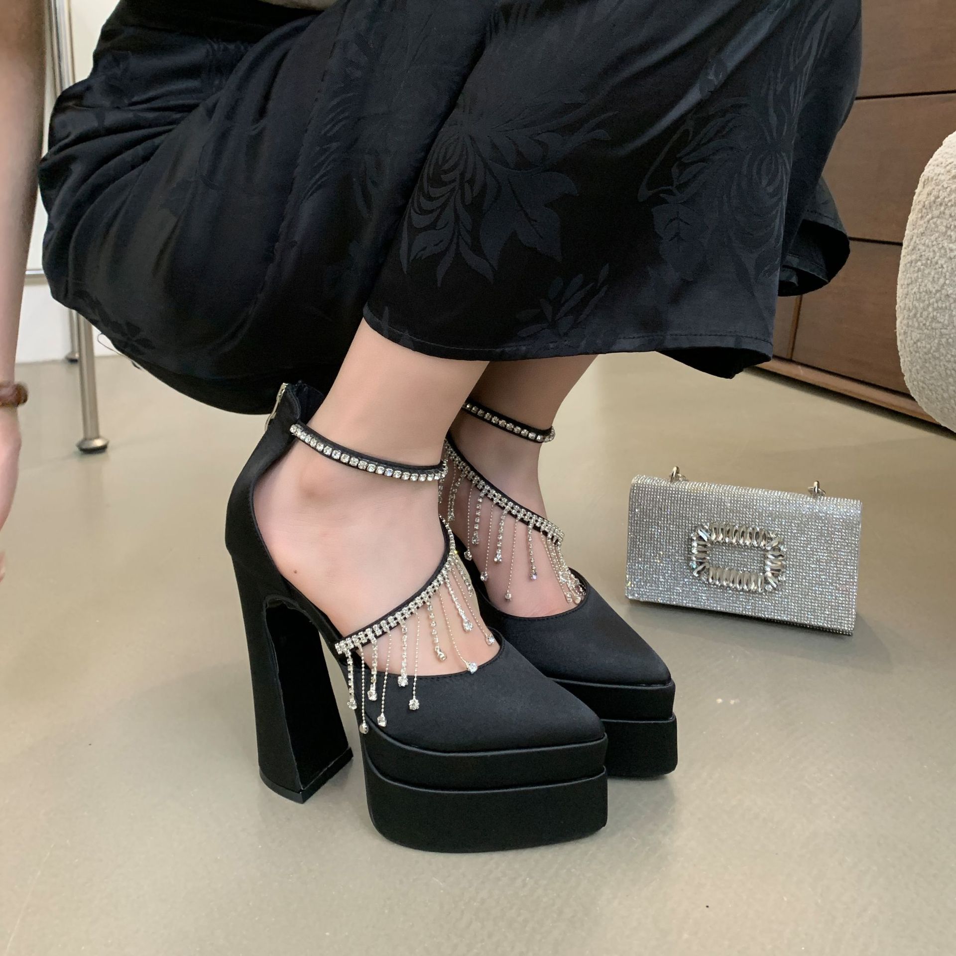 Sandal cao gót mũi nhọn đính đá lấp lánh gót 15 cm — Màu đen chi tiết 1