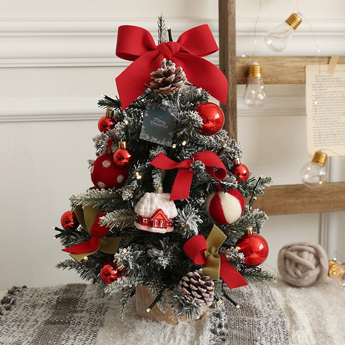 Nuevos productos transfronterizos árbol de Navidad PE con lámpara mini árbol de Navidad decoración en stock árbol de Navidad