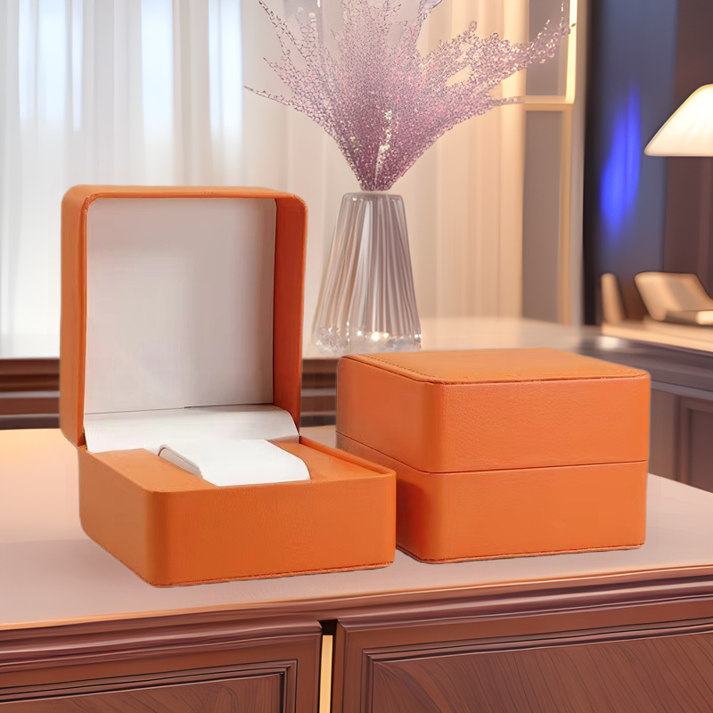 Watch box, storage box, empty box, high-end and stylish single gift box, portable deluxe version, gift for men and women.