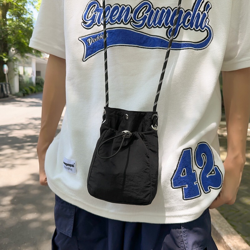 Japanese Style Nylon Small Satchel Solid Color Vertical Mobile Phone Bag Casual Simple Coin Purse Earphone Bag Instagram Ins Crossbody Cloth Bag Japanese Style Nylon Small Satchel Solid Color Vertical Mobile Phone Bag Casual Simple Coin Purse Earphone Bag Instagram Ins Crossbody Cloth Bag