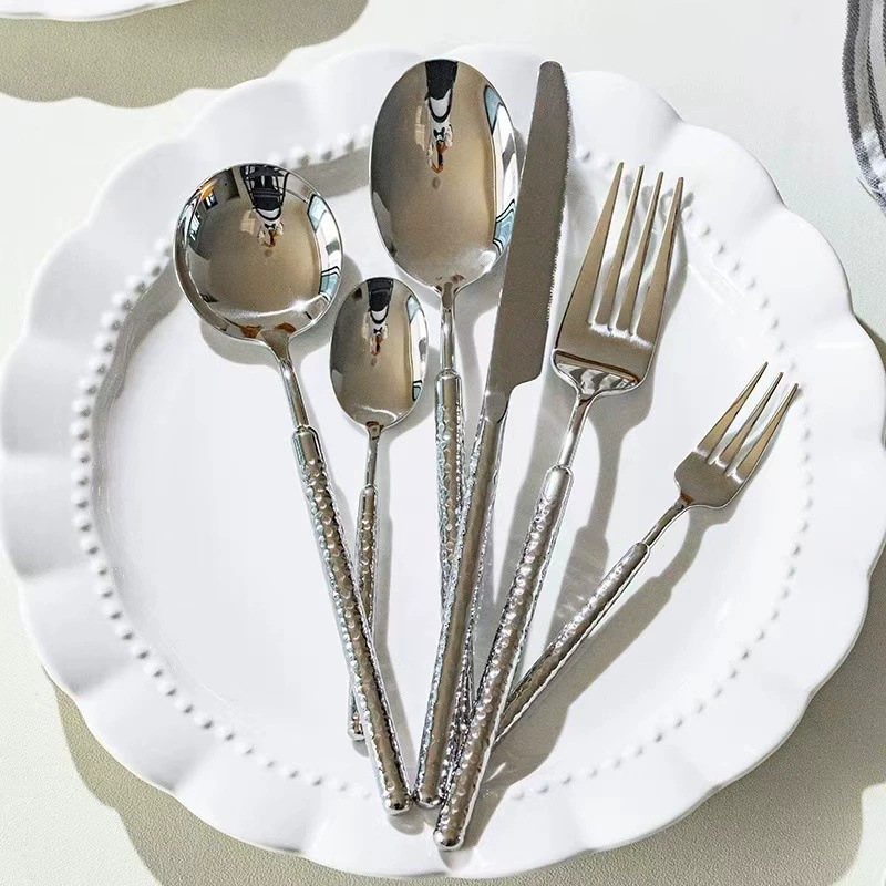 304 Stainless Steel Round Diamond Drilling Drinks and Skills Solid Handle Hotel Western Dining Bouncing Blade Blade High -end Sensing Tableware