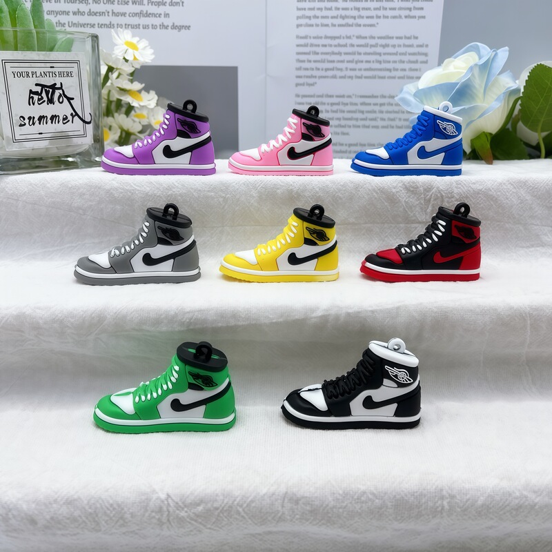 Mini Nike Simulation Keychain Accessories Creative 3D Shoe Pendant Men's Sneaker Bag Accessories Wholesale Mini Nike Simulation Keychain Accessories Creative 3D Shoe Pendant Men's Sneaker Bag Accessories Wholesale